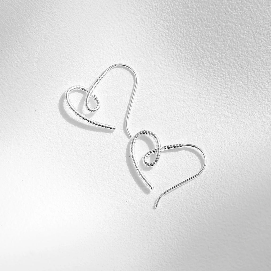 Vintage Lines Heart Hoop Earrings 925 Sterling Silver Romantic Hearts Earrings Classic Wedding Jewelry for Women Grils